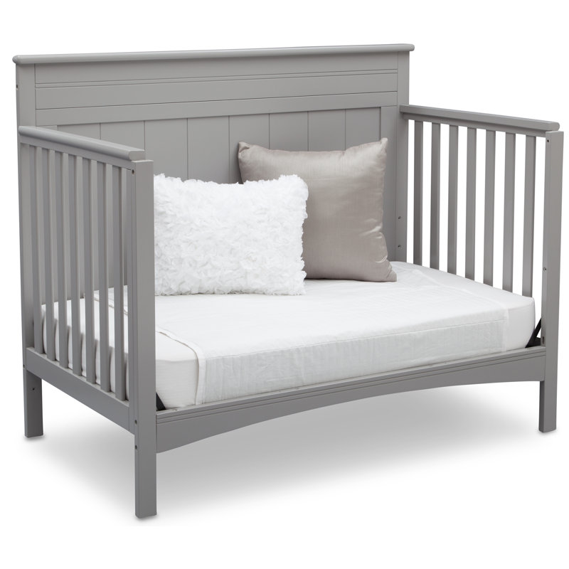 Fancy 4 in 1 Convertible Crib Bianca White